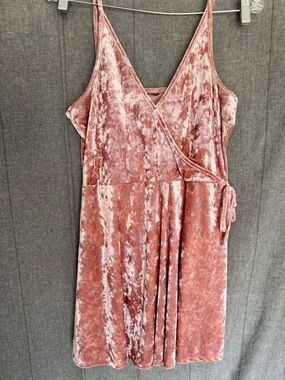Y2K Rue21 Women Mini Dress M/L Pink Crushed Velvet Skater Coquette 90s Fairycore